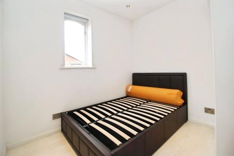 1 bedroom flat to rent, Courtlands Close, Hertfordshire WD24