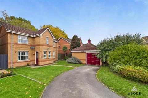 undefined, Maple Way, Burton-On-Trent DE14