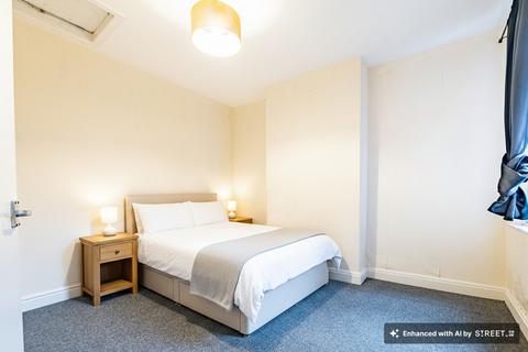 2 bedroom terraced house for sale, Finsbury Avenue, Nottingham, NG2