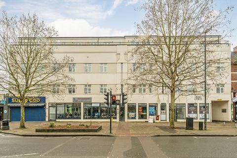 2 bedroom flat for sale, Kingston Road, London SW20