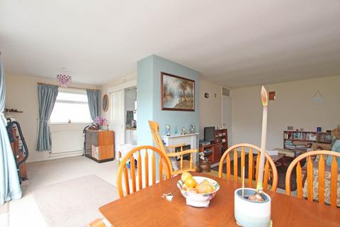 2 bedroom detached bungalow for sale, Burton Road, Eastbourne, BN21 2RE