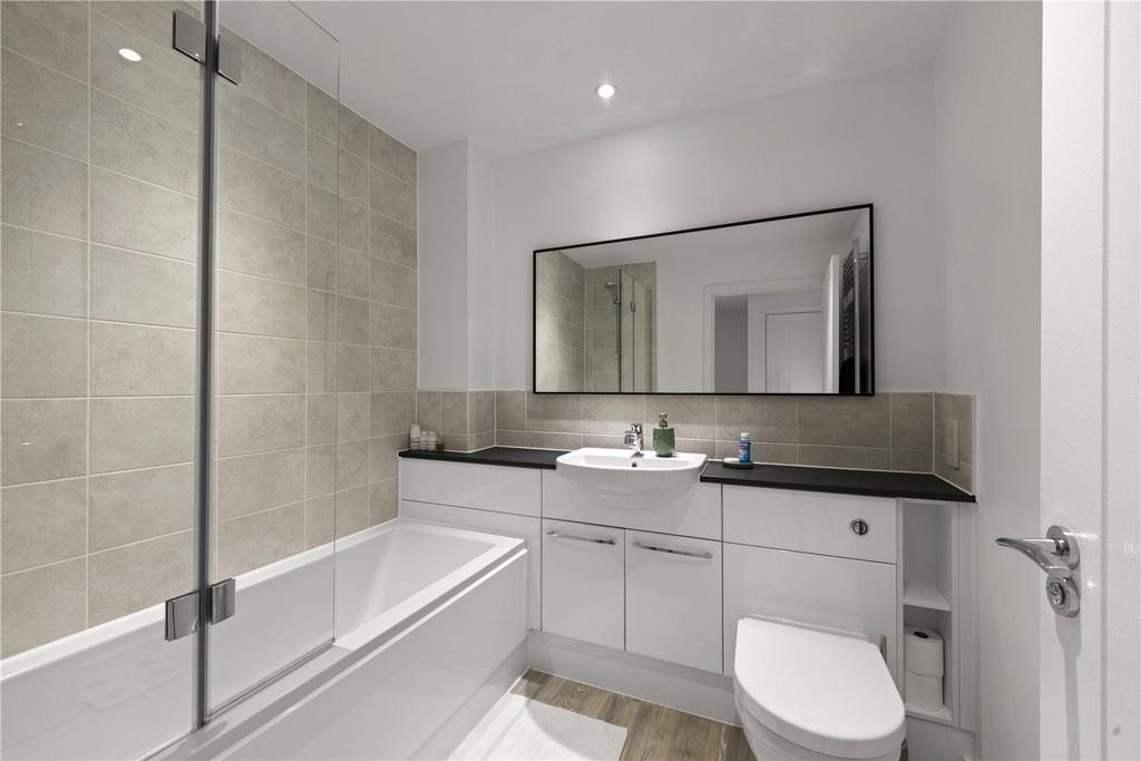 Main Bathroom