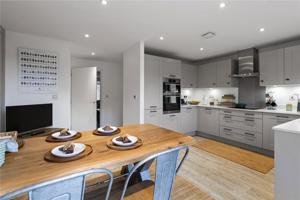 Kitchen/Dining