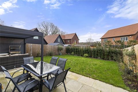3 bedroom semi-detached house for sale, Fallow Close, Ewhurst, Cranleigh, Surrey, GU6