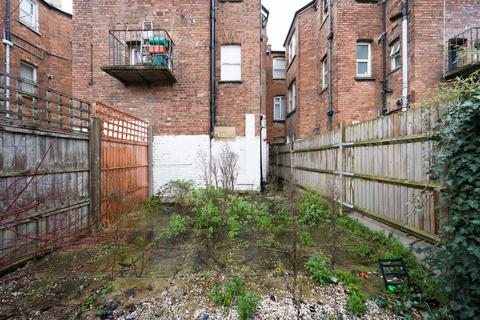 2 bedroom flat for sale, Churchmead Road, NW10