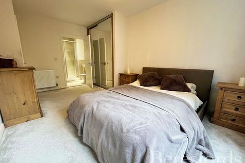 undefined, St. Clements Avenue, Romford, RM3