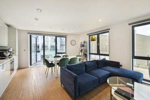 2 bedroom apartment to rent, Red Lion Square, London, SW18