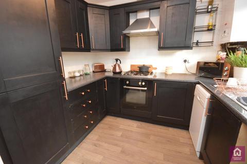 3 bedroom terraced house for sale, Watkins Drive, Manchester M25
