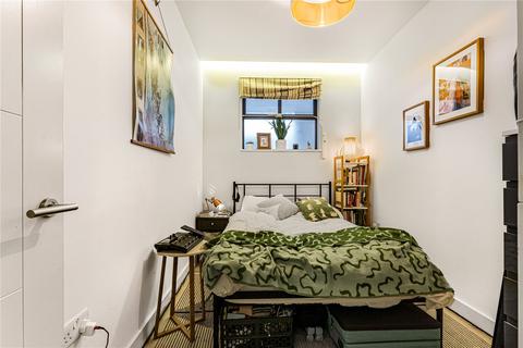 2 bedroom apartment to rent, Chatham Place, London, E9