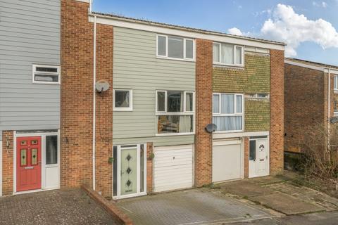 Oxenden Road, Folkestone, CT20