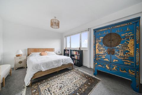 3 bedroom terraced house for sale, Oxenden Road, Folkestone, CT20