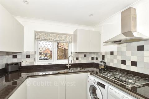 3 bedroom detached bungalow for sale, Barrington Wood, Haywards Heath RH16