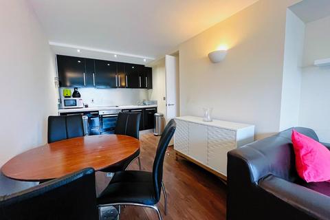 2 bedroom flat to rent, Whitehall Waterfront, 2 Riverside Way, Leeds