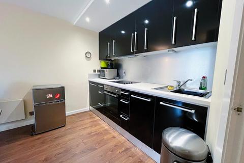 2 bedroom flat to rent, Whitehall Waterfront, 2 Riverside Way, Leeds