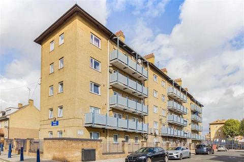 undefined, Colebert Avenue, London E1