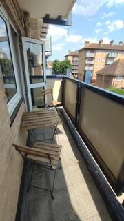 undefined, Colebert Avenue, London E1