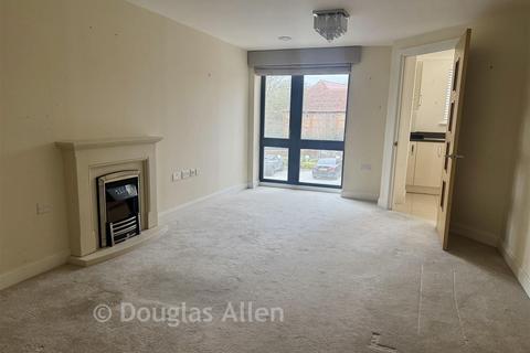 undefined, Alderton Hill, Loughton, Essex