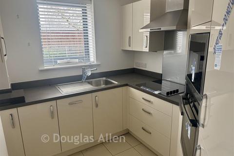 1 bedroom flat for sale, Alderton Hill, Loughton, Essex