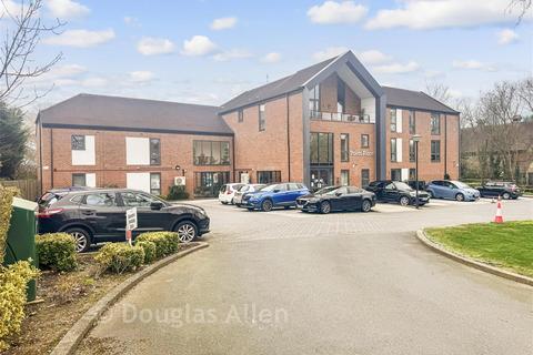 1 bedroom flat for sale, Alderton Hill, Loughton, Essex