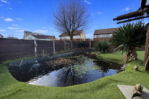 3 bedroom semi-detached house for sale, Hartwell Close, Beswick M11