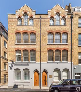 Office to rent, 14-15 Carlisle St London W1D 3BS
