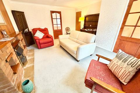 3 bedroom end of terrace house for sale, Gayfield Avenue, Brierley Hill DY5