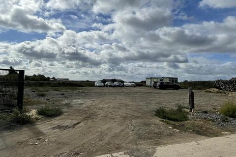 Land for sale, Scrubbs Ln Shilton OX18 4AP