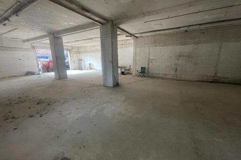 Retail property (high street) to rent - 337 Vicarage Farm Rd Hounslow TW5 0DZ