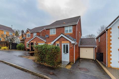 undefined, Camnant, Ystrad Mynach CF82