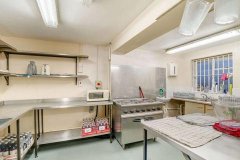 Mixed use for sale, Tudor Rd Broadstone BH18 8AW