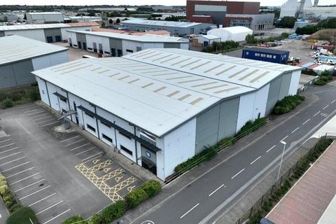 Warehouse to rent, Unit 18, Titan Drive, Fengate East Peterborough PE1 5XG