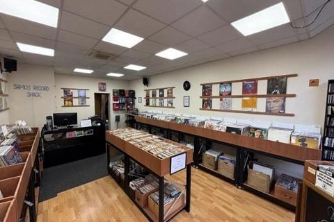 Retail property (high street) for sale, 38 Croydon Rd Caterham CR3 6QB