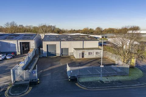 Warehouse to rent, Ennis Clos Manchester M23 9GE
