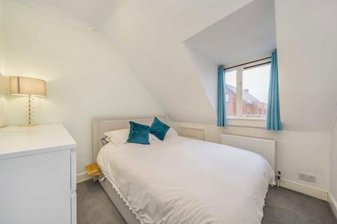 1 bedroom flat for sale, Voss Court, London SW16