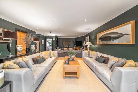 4 bedroom detached house for sale, Pole Hill Road, Uxbridge