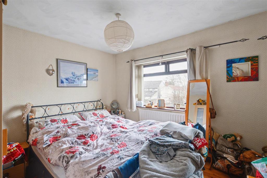 Bedroom 1.jpeg