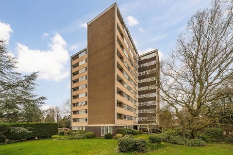 The Knoll, London W13