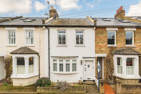 Newry Road, St Margarets TW1