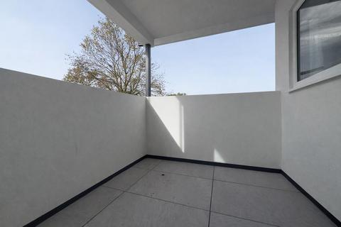 undefined, Portelet Road, London