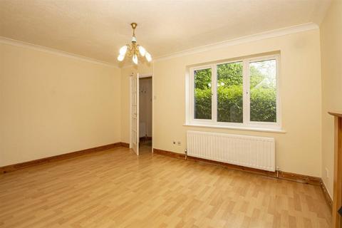 3 bedroom detached house to rent, Rillington Gardens, Milton Keynes MK4