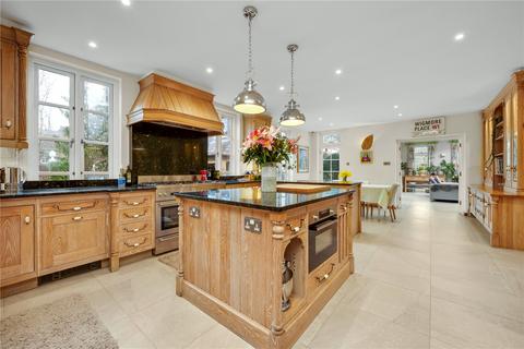 undefined, Old Avenue, St George's Hill, Weybridge, Surrey, KT13