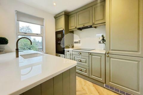 2 bedroom maisonette to rent, Eastfield Road, Burnham SL1