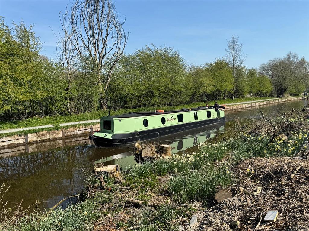 Barge at Weston.jpg
