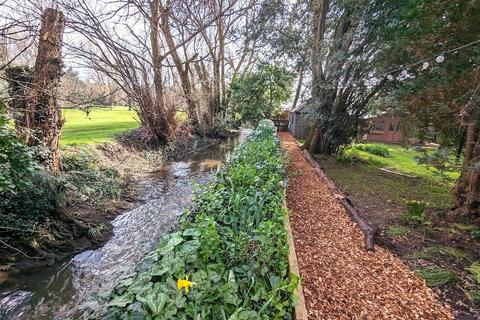 undefined, Ravensbourne Avenue, Shortlands, Bromley, BR2