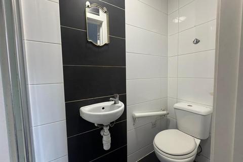 undefined, Ashbourne Parade, London