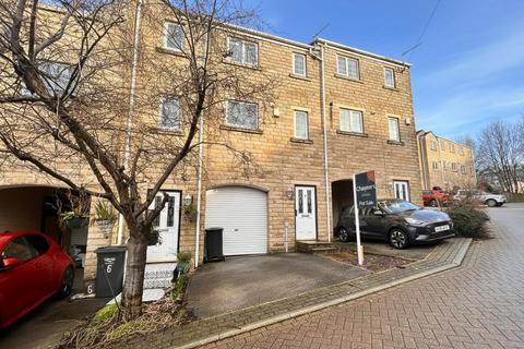 3 bedroom townhouse for sale, Fairbanks, Sowerby Bridge HX6