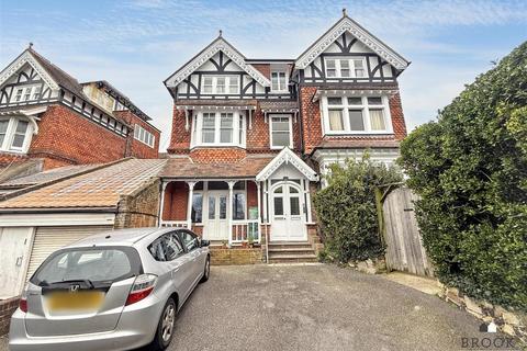 9 Upper Avenue, Eastbourne BN21