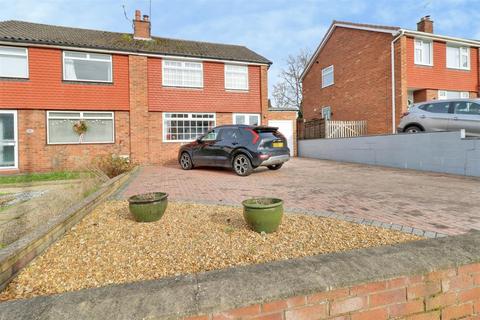 3 bedroom house for sale, Woodnoth Drive, Shavington, Crewe