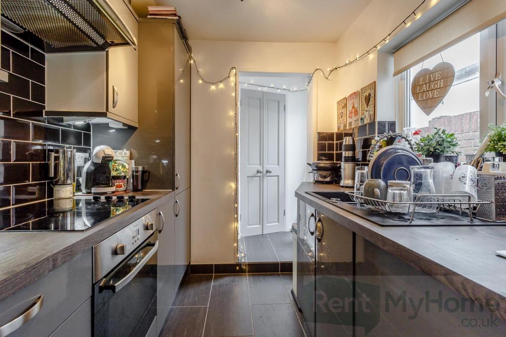 8363595-interior09.jpg