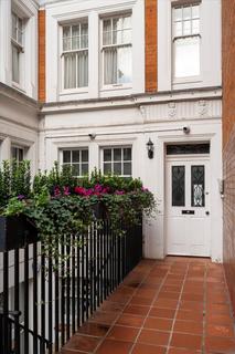 1 bedroom flat for sale, Lees Place, London, W1K